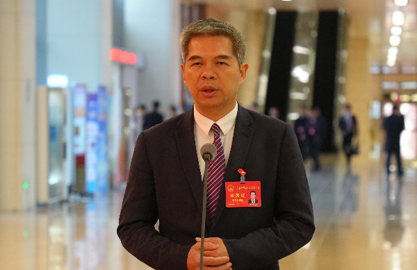 省人大代表、揭陽(yáng)普寧市中醫(yī)醫(yī)院院長(zhǎng)羅列波：構(gòu)建醫(yī)養(yǎng)聯(lián)合服務(wù)體 提升中醫(yī)藥適老服務(wù)